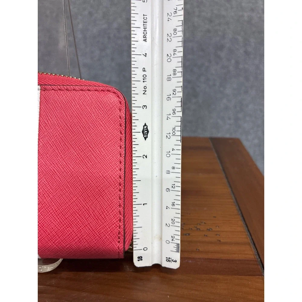 MK Leather Michael Kors Saffiano Zip Wallet Pink White Colorblock Gold Hardware